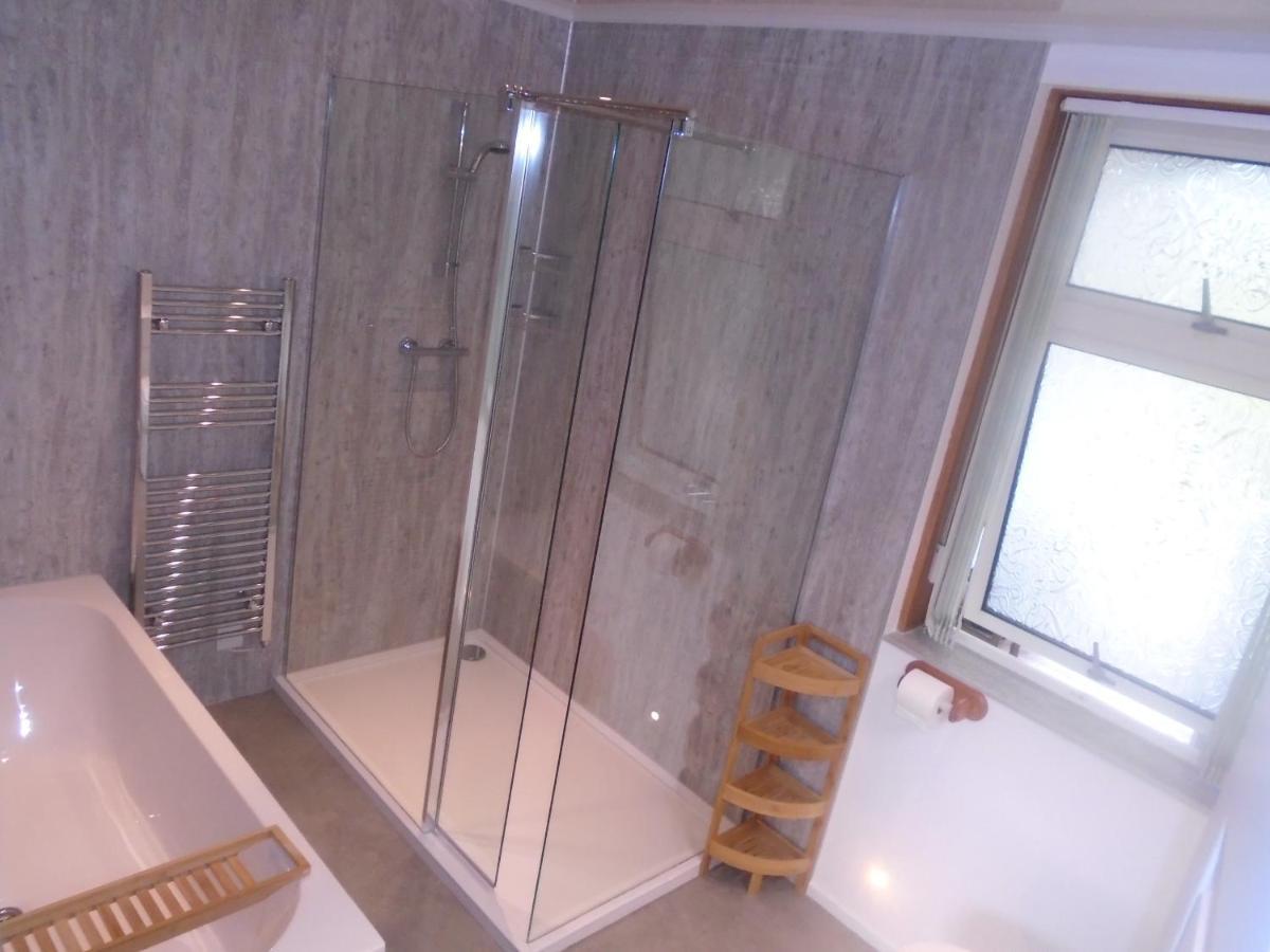 4 Beolary Villa กลีเนลก์ ภายนอก รูปภาพ